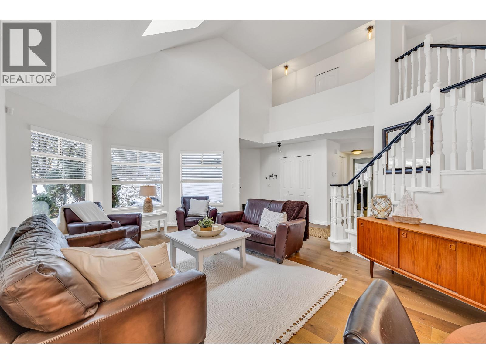 117 Aspenwood Drive, Port Moody, British Columbia  V3H 4V6 - Photo 3 - R3102240