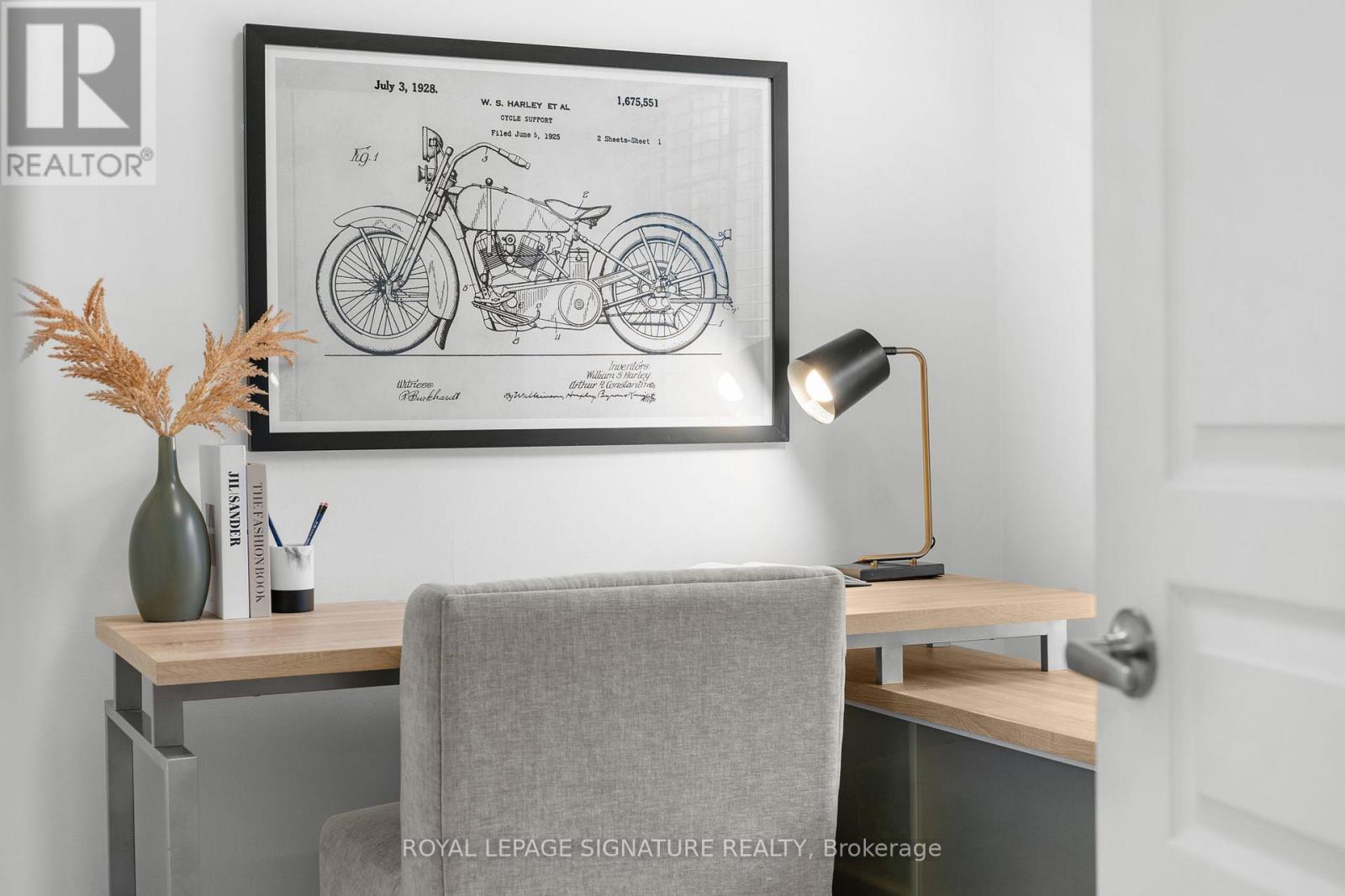 46 - 68 Birdstone Crescent, Toronto, Ontario M6N 5H5 - Photo 8 - W12908468