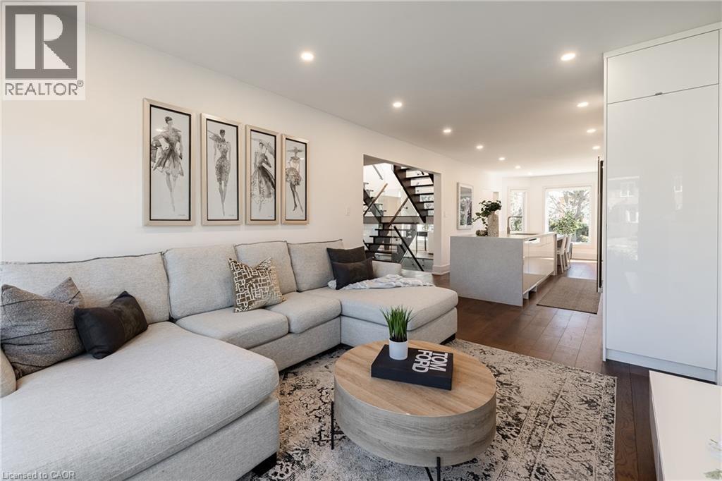 1036 Masters Green, Oakville, Ontario  L6M 2N7 - Photo 13 - 40814194