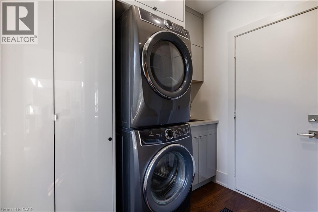 1036 Masters Green, Oakville, Ontario  L6M 2N7 - Photo 14 - 40814194