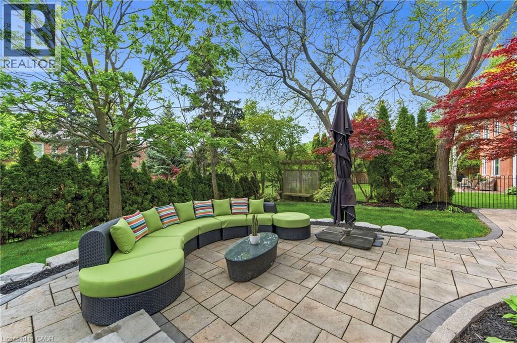 1036 Masters Green, Oakville, Ontario  L6M 2N7 - Photo 32 - 40814194