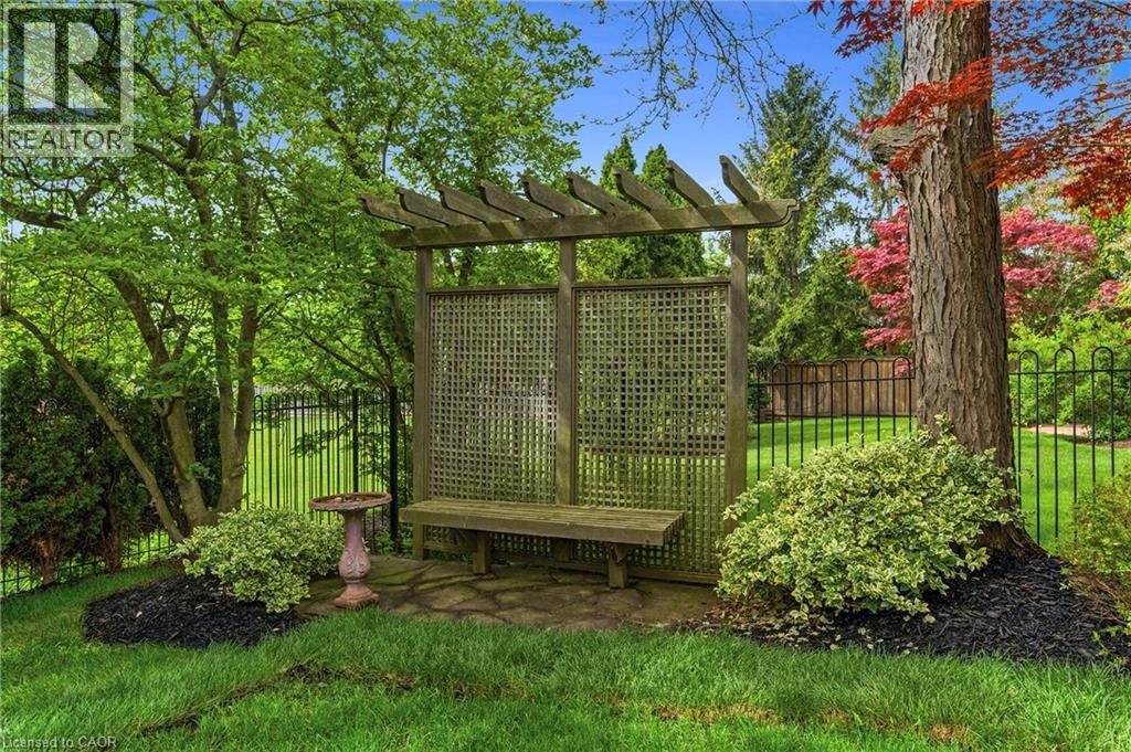 1036 Masters Green, Oakville, Ontario  L6M 2N7 - Photo 36 - 40814194