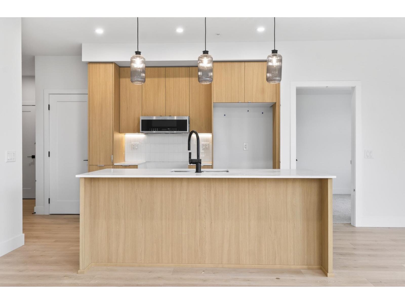 403 46185 Thomas Road, Sardis East Vedder, Chilliwack, British Columbia  V2R 6H3 - Photo 4 - R3093842