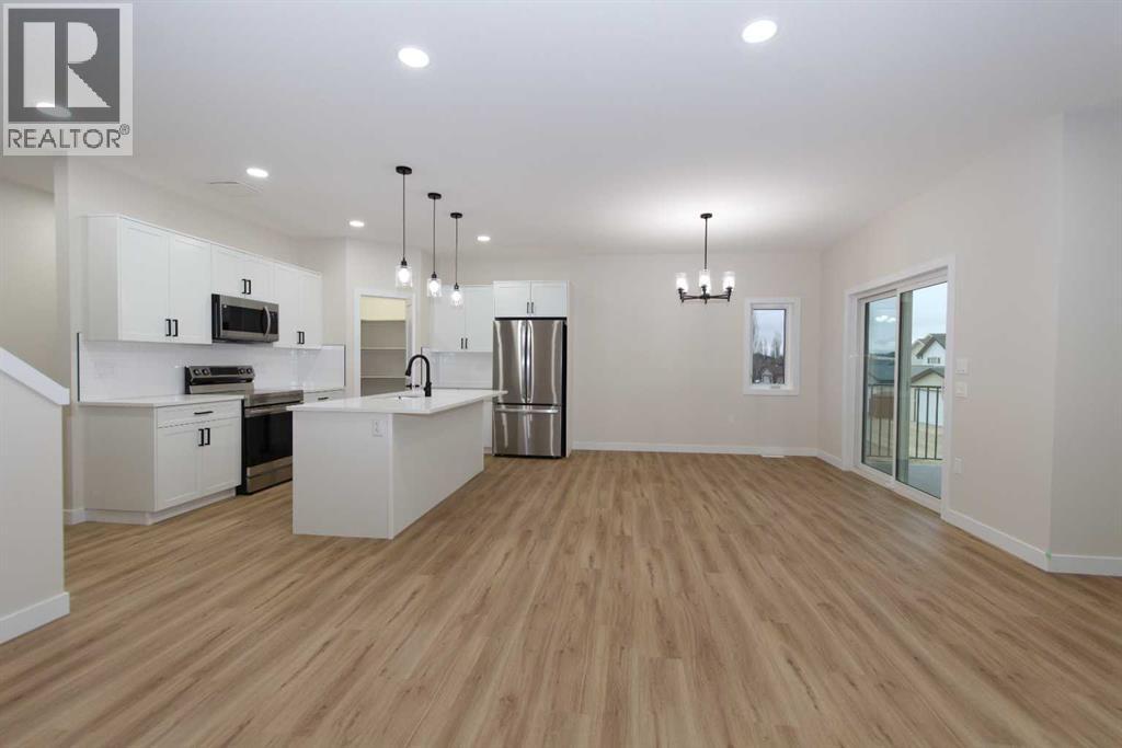 74 Sunwood Crescent Sw, Medicine Hat, Alberta  T1B 4Y6 - Photo 11 - A2264881