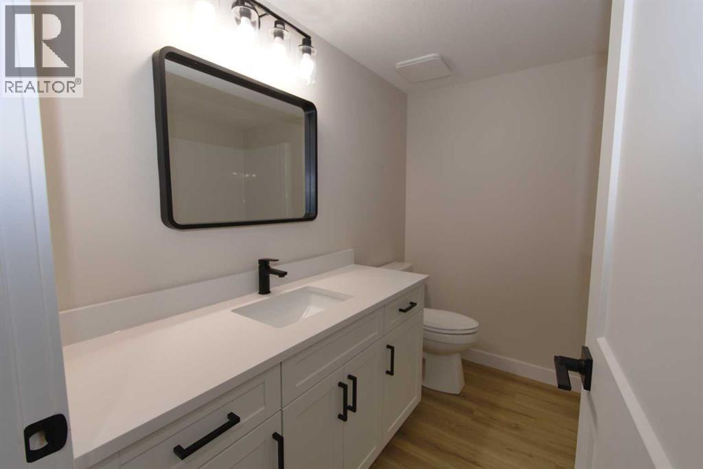 74 Sunwood Crescent Sw, Medicine Hat, Alberta  T1B 4Y6 - Photo 35 - A2264881