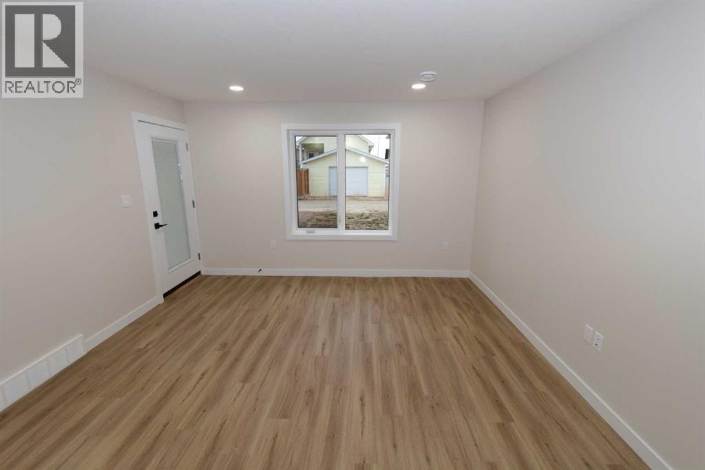 74 Sunwood Crescent Sw, Medicine Hat, Alberta  T1B 4Y6 - Photo 39 - A2264881