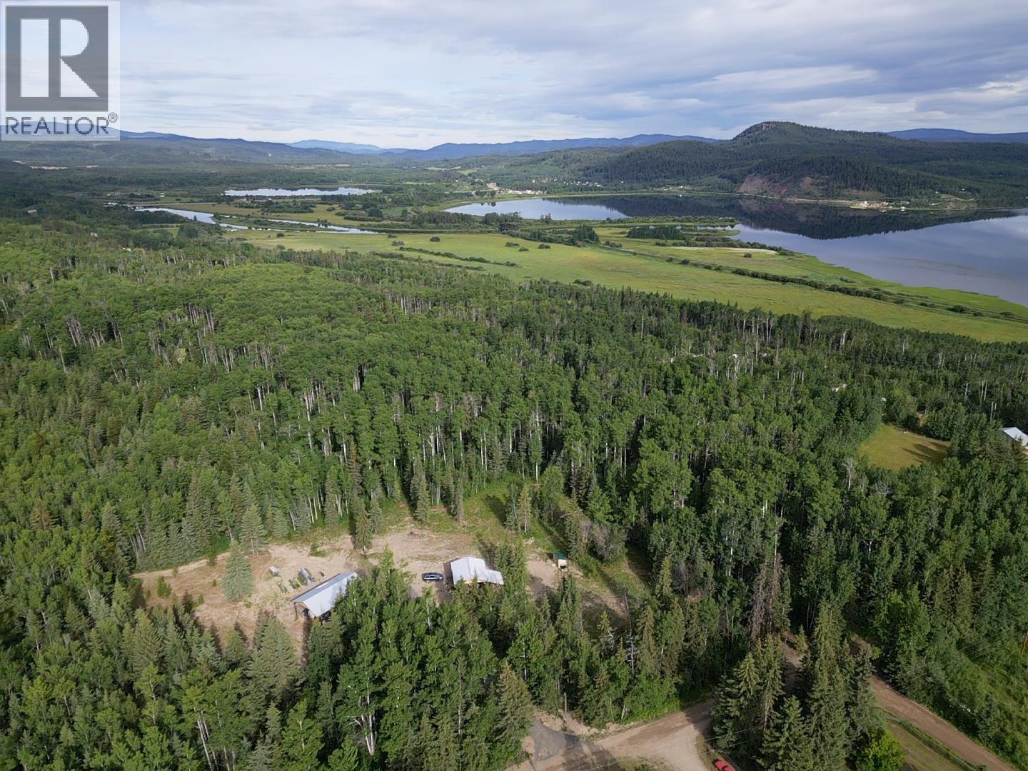 441 CHARLIE ROAD, Fraser Lake, British Columbia