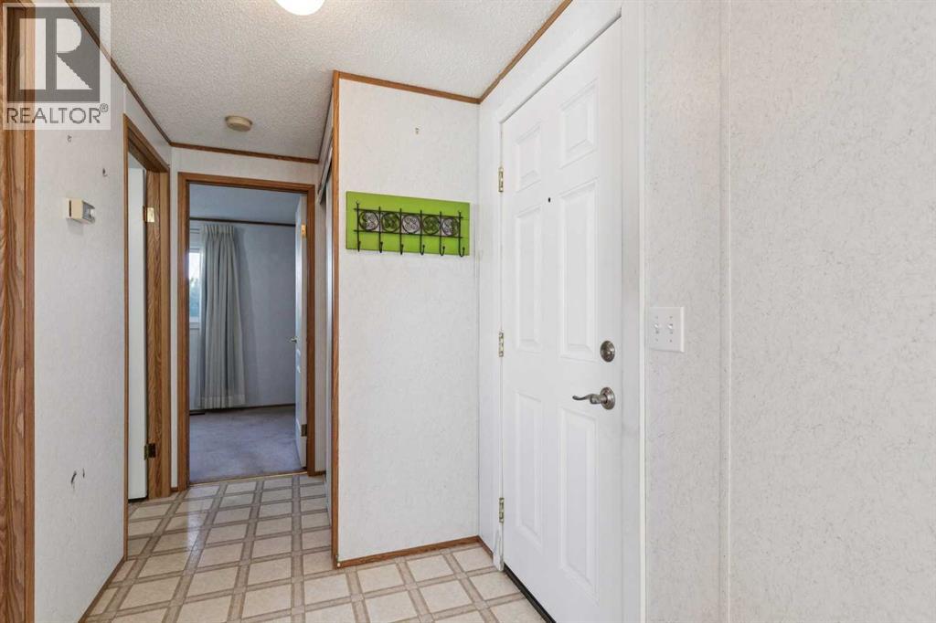 1909 29 Avenue, Nanton, Alberta  T0L 1R0 - Photo 3 - A2283385