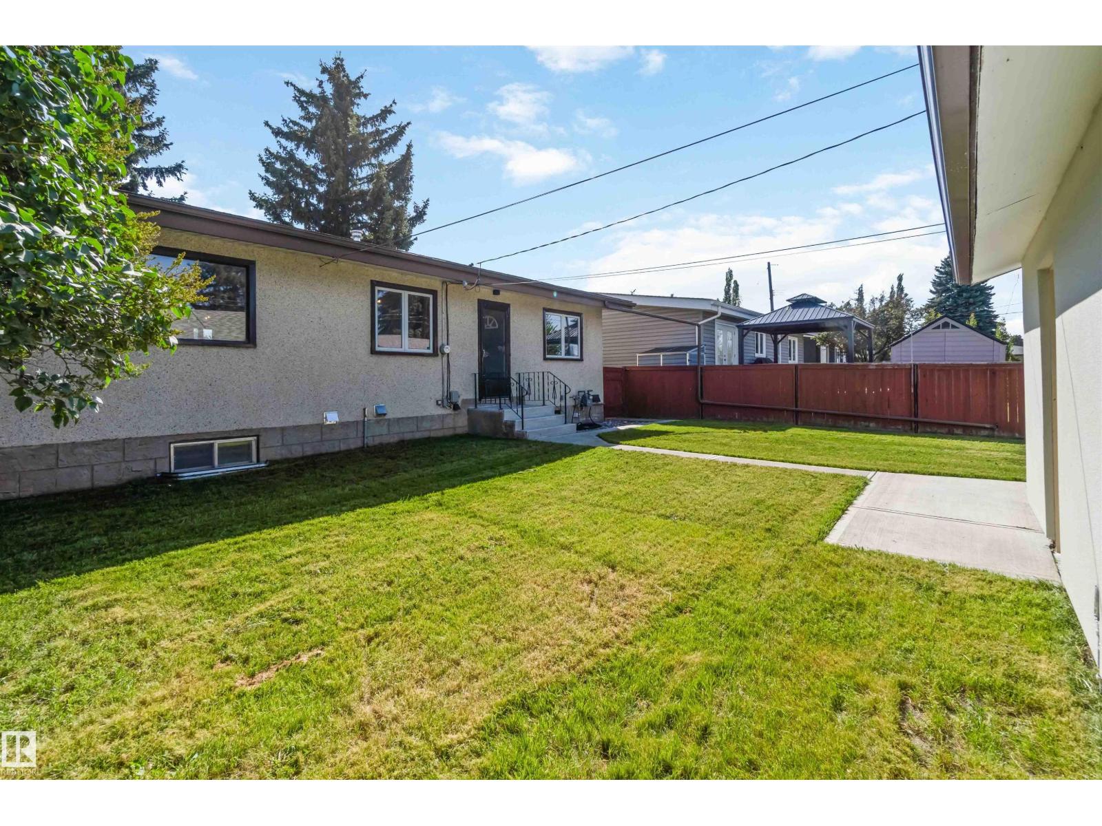 6808 95 Av Nw, Edmonton, Alberta  T6B 1A8 - Photo 48 - E4457298