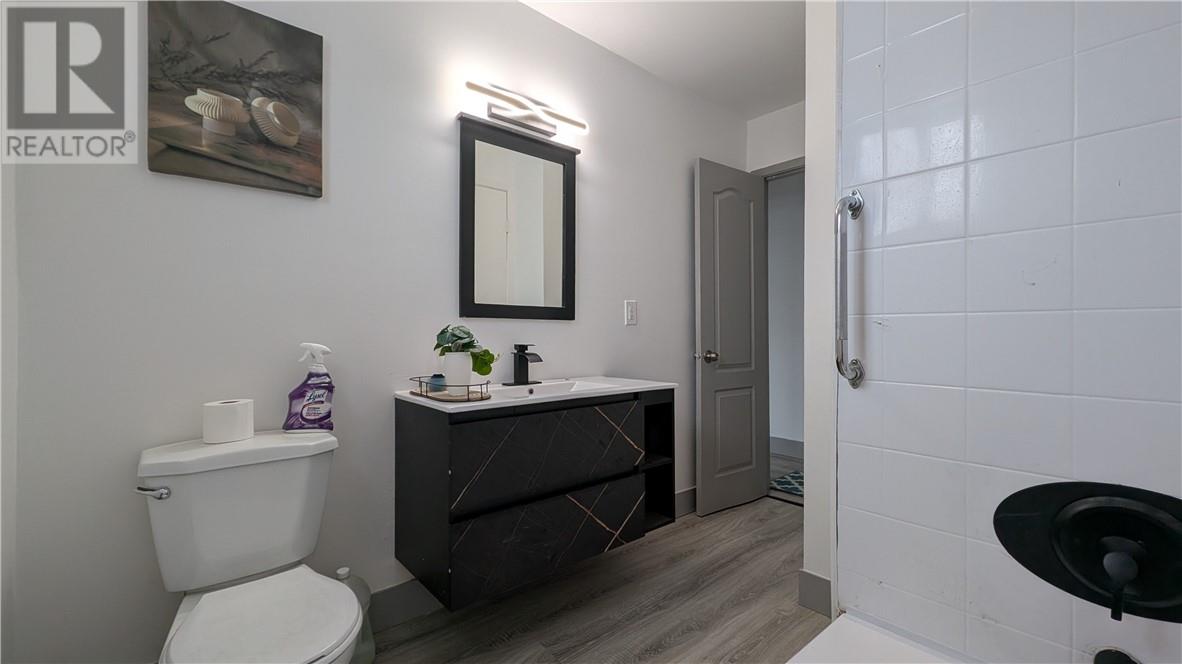 1290 Lillian Boulevard, Sudbury, Ontario  P3A 2R7 - Photo 5 - 2126878