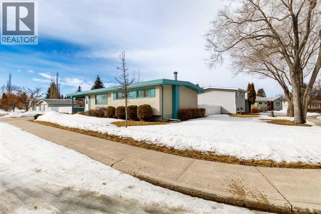 20 Macleod Close, Red Deer, Alberta  T4N 0K4 - Photo 33 - A2295168