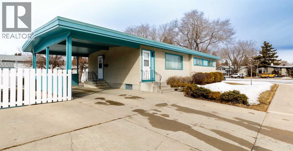 20 Macleod Close, Red Deer, Alberta  T4N 0K4 - Photo 31 - A2295168