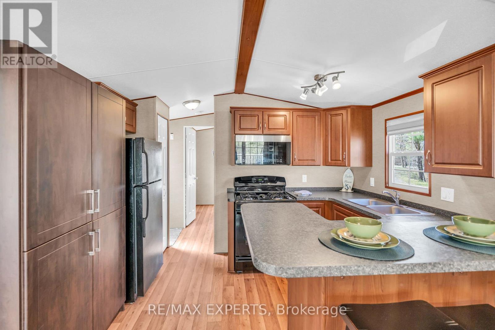 8 - 1336 S Morrison Lake Road, Gravenhurst, Ontario  P0E 1G0 - Photo 14 - X12908582