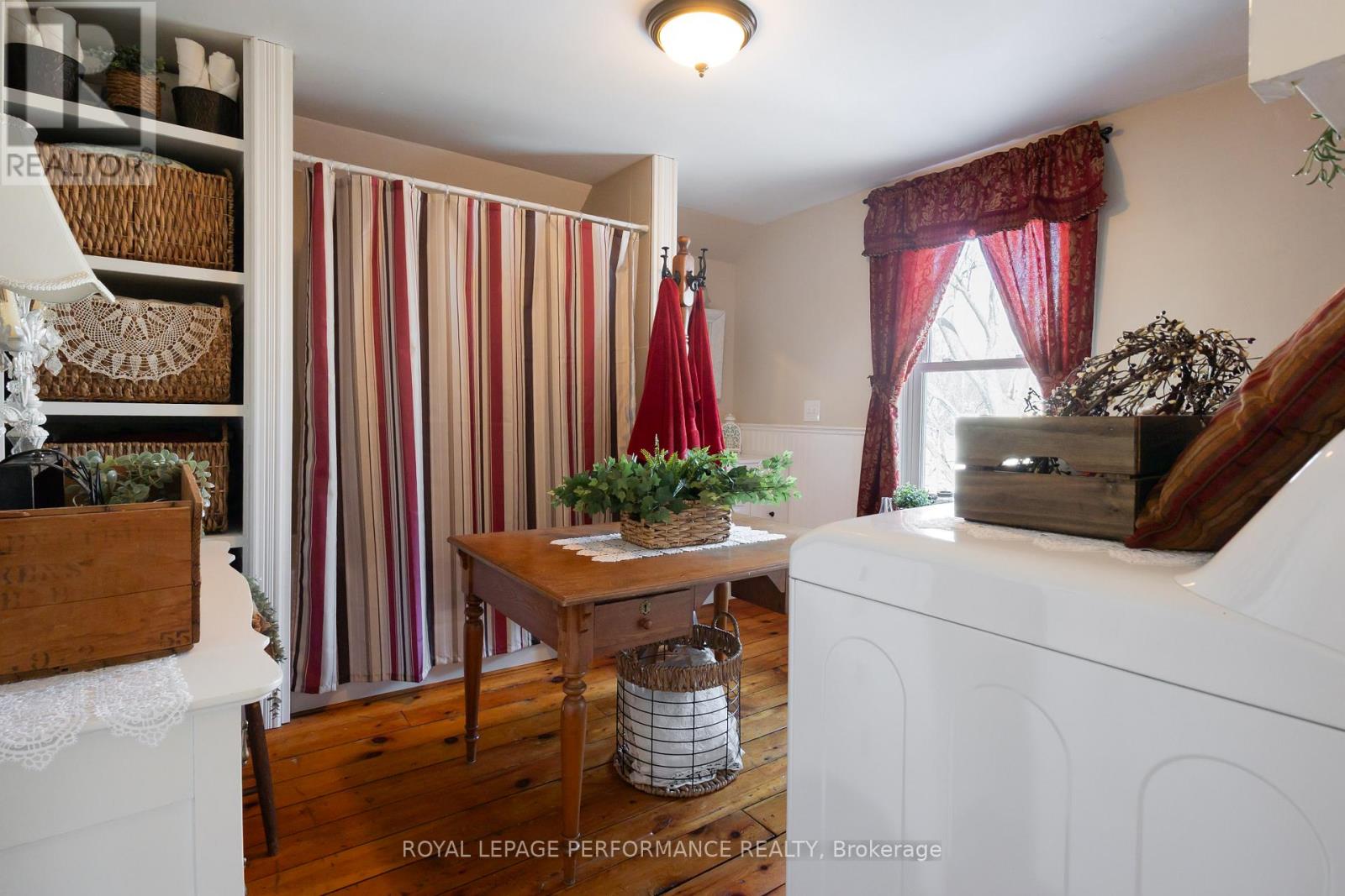 19683 William Street, South Glengarry, Ontario  K0C 2J0 - Photo 18 - X12909464