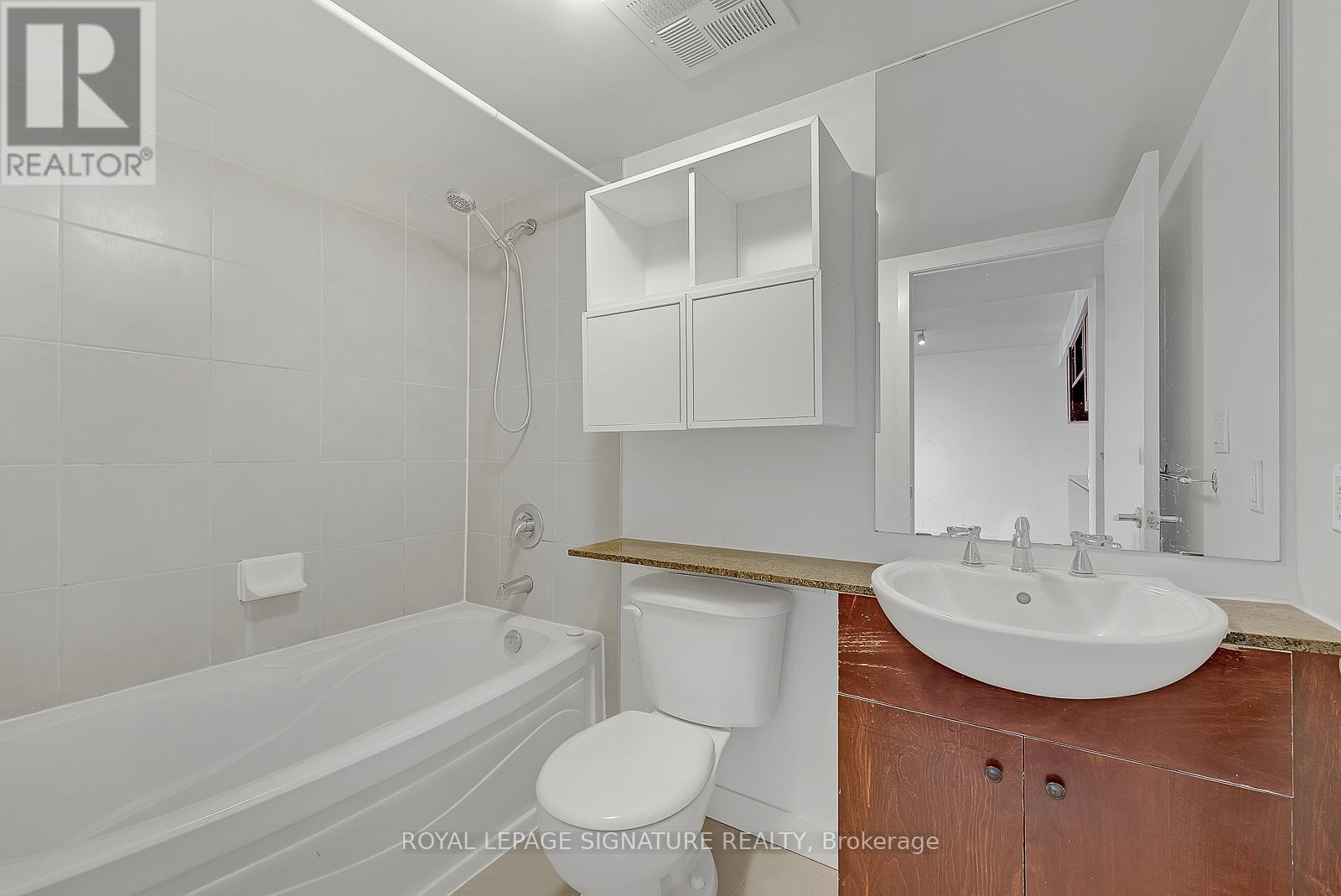 3912 - 397 Front Street W, Toronto, Ontario  M5V 3S1 - Photo 14 - C12909392