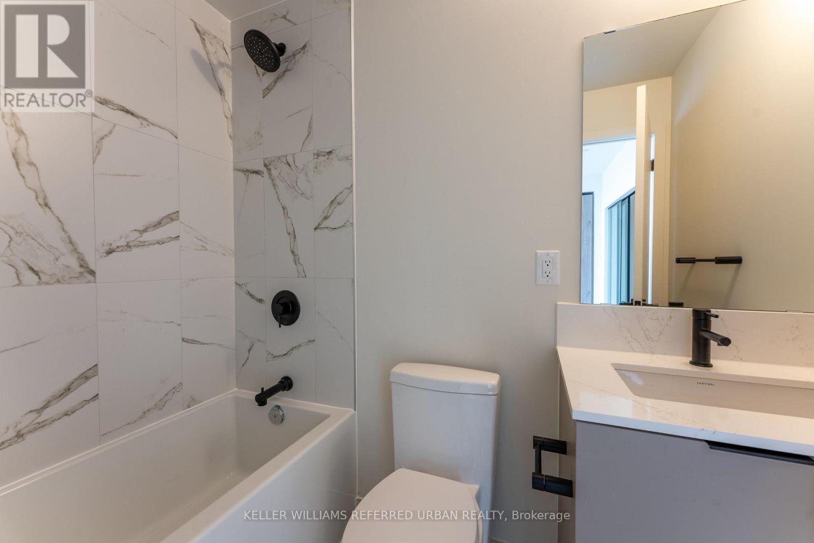 517 - 181 Sterling Road, Toronto, Ontario  M6R 0B2 - Photo 12 - C12909398