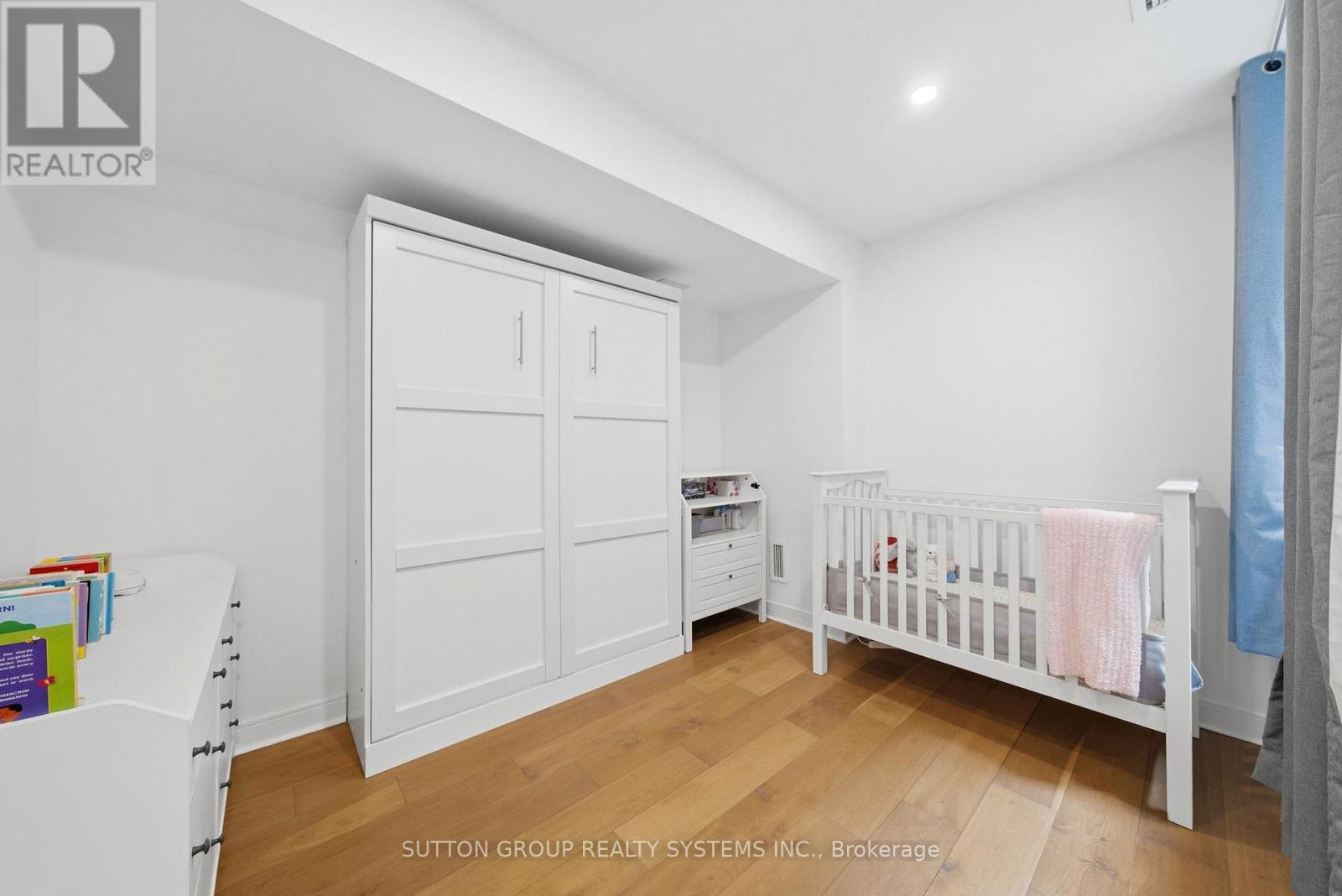 99a Walmer Road, Toronto, Ontario  M5R 2X6 - Photo 25 - C12909438