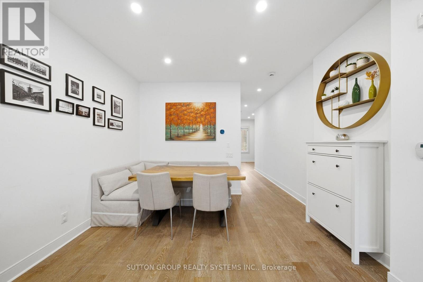 99a Walmer Road, Toronto, Ontario  M5R 2X6 - Photo 7 - C12909438