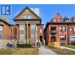 99A WALMER ROAD, Toronto, Ontario