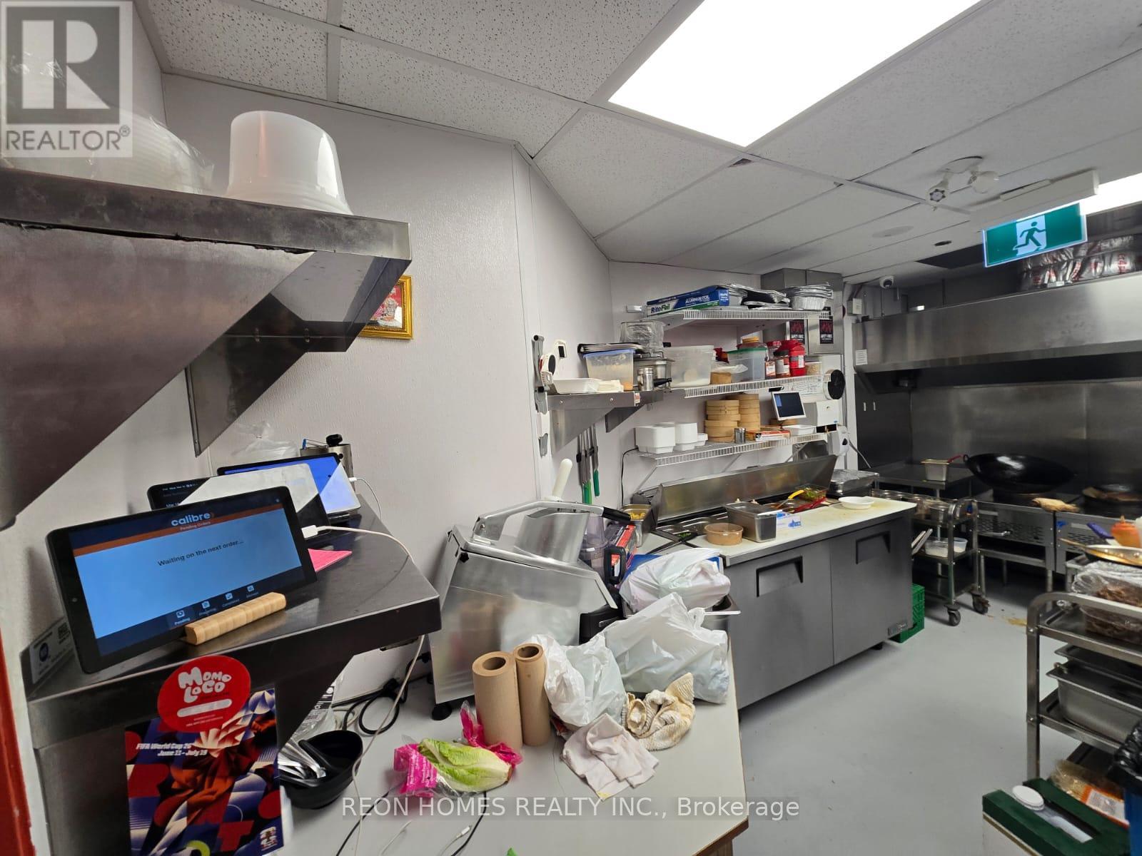 15 Merchants' Wharf, Toronto (Waterfront Communities), Ontario  M5A 0N8 - Photo 13 - C12909444