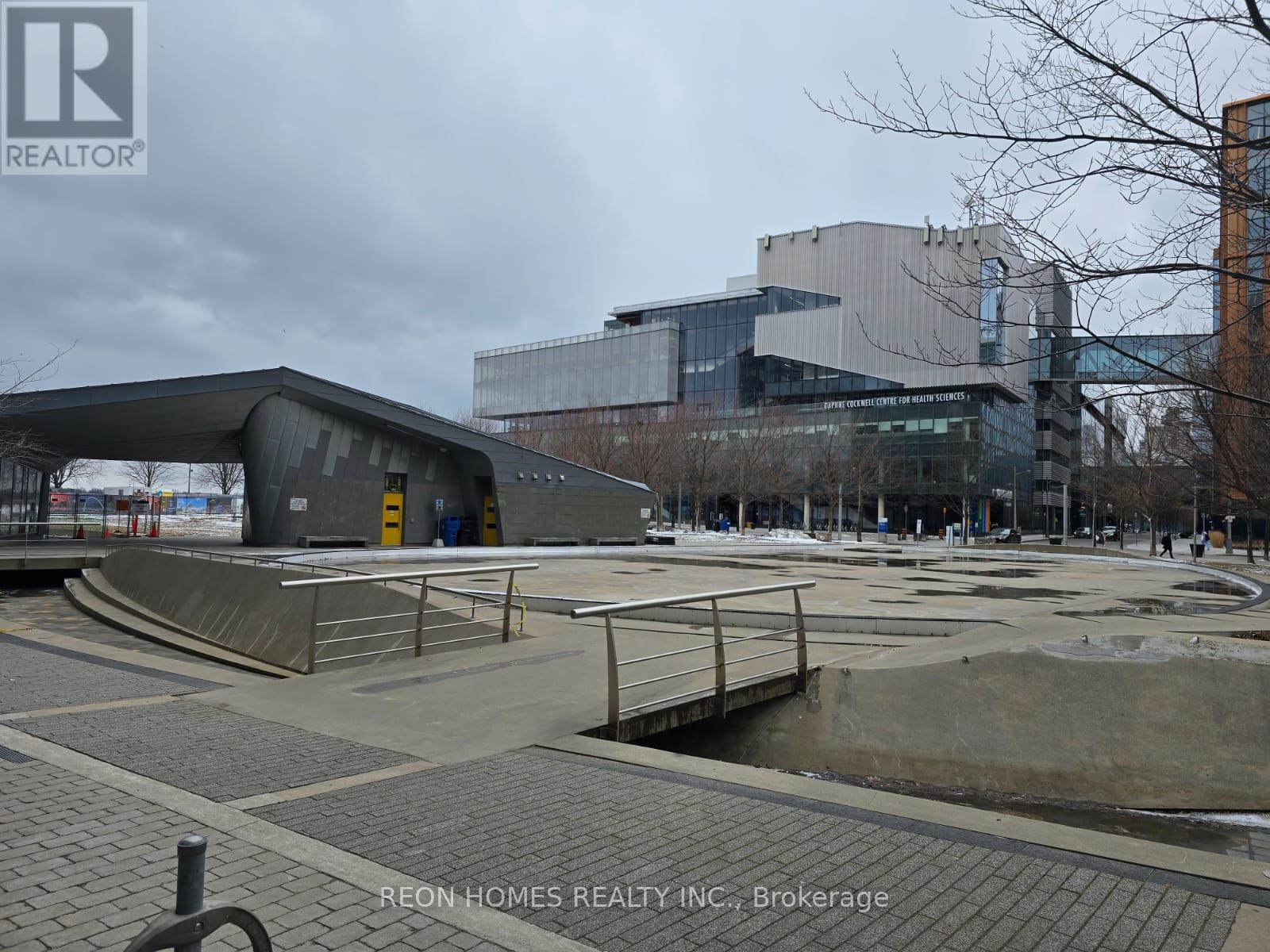 15 Merchants' Wharf, Toronto (Waterfront Communities), Ontario  M5A 0N8 - Photo 5 - C12909444