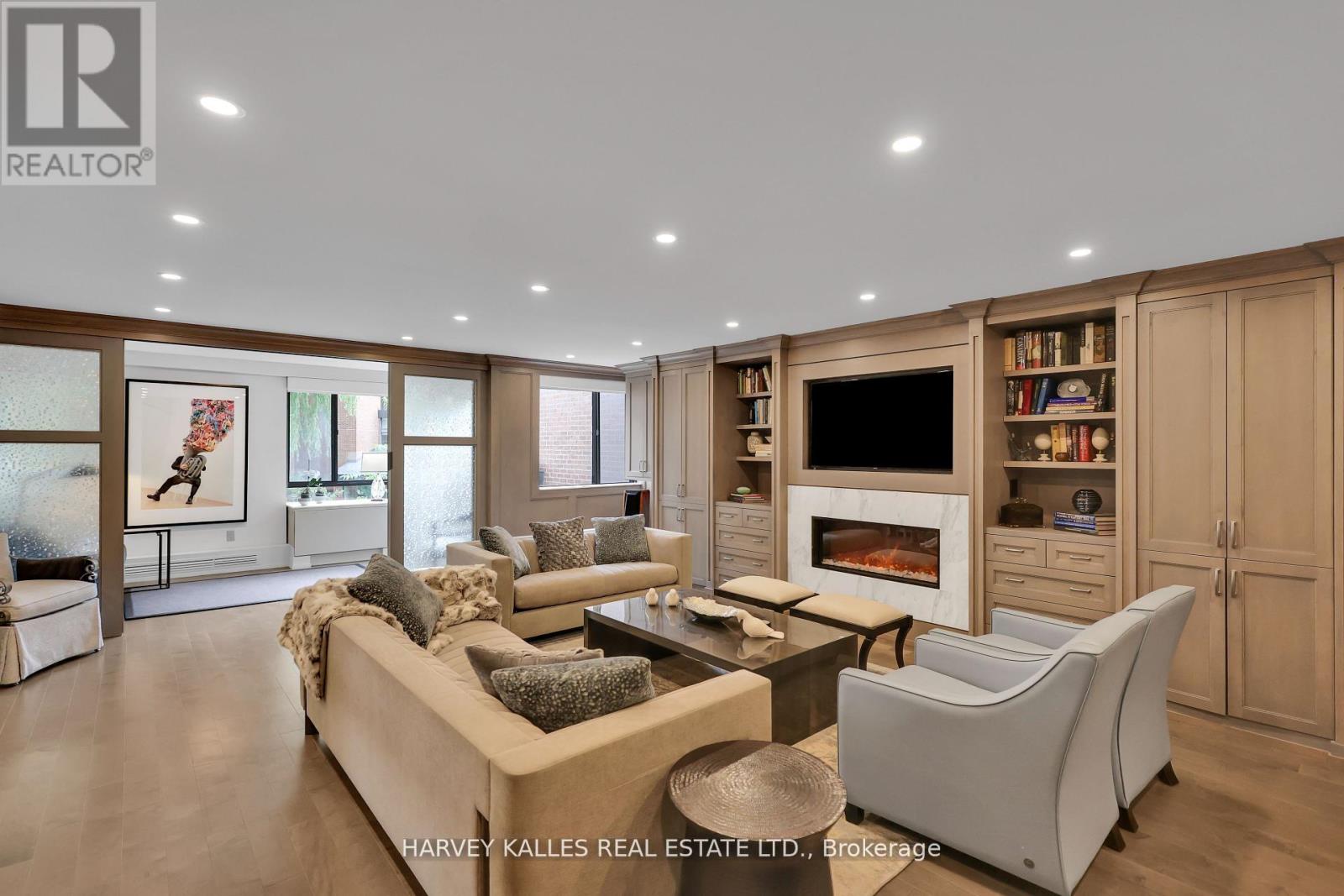 324-325 - 40 Sylvan Valley Way, Toronto, Ontario  M5M 4M3 - Photo 17 - C12909502