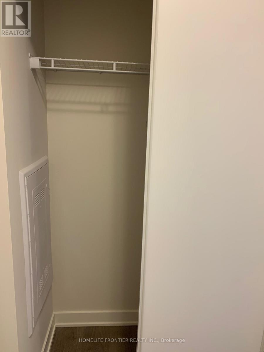 401 - 2 Sonic Way, Toronto, Ontario  M3C 0P2 - Photo 10 - C12909546