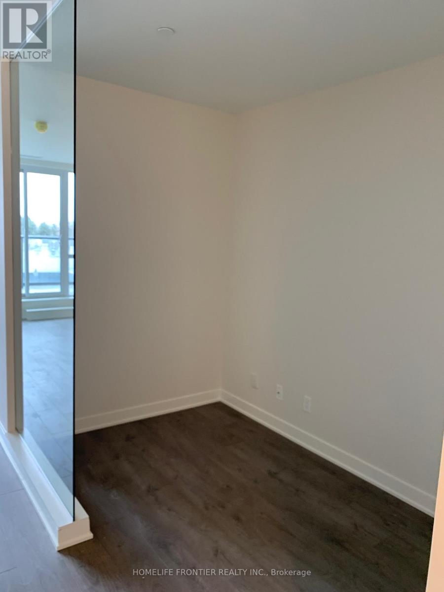 401 - 2 Sonic Way, Toronto, Ontario  M3C 0P2 - Photo 11 - C12909546