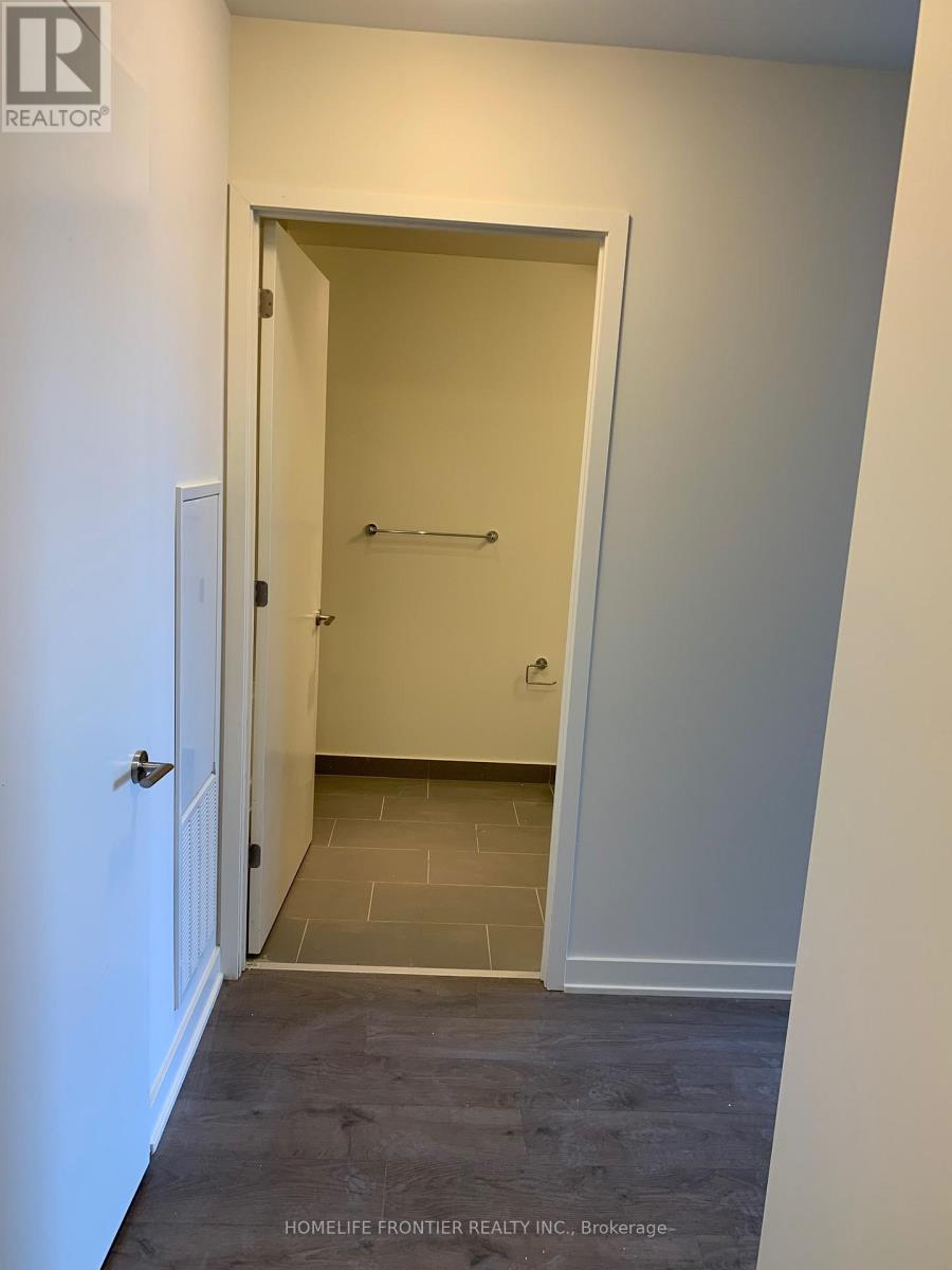 401 - 2 Sonic Way, Toronto, Ontario  M3C 0P2 - Photo 15 - C12909546