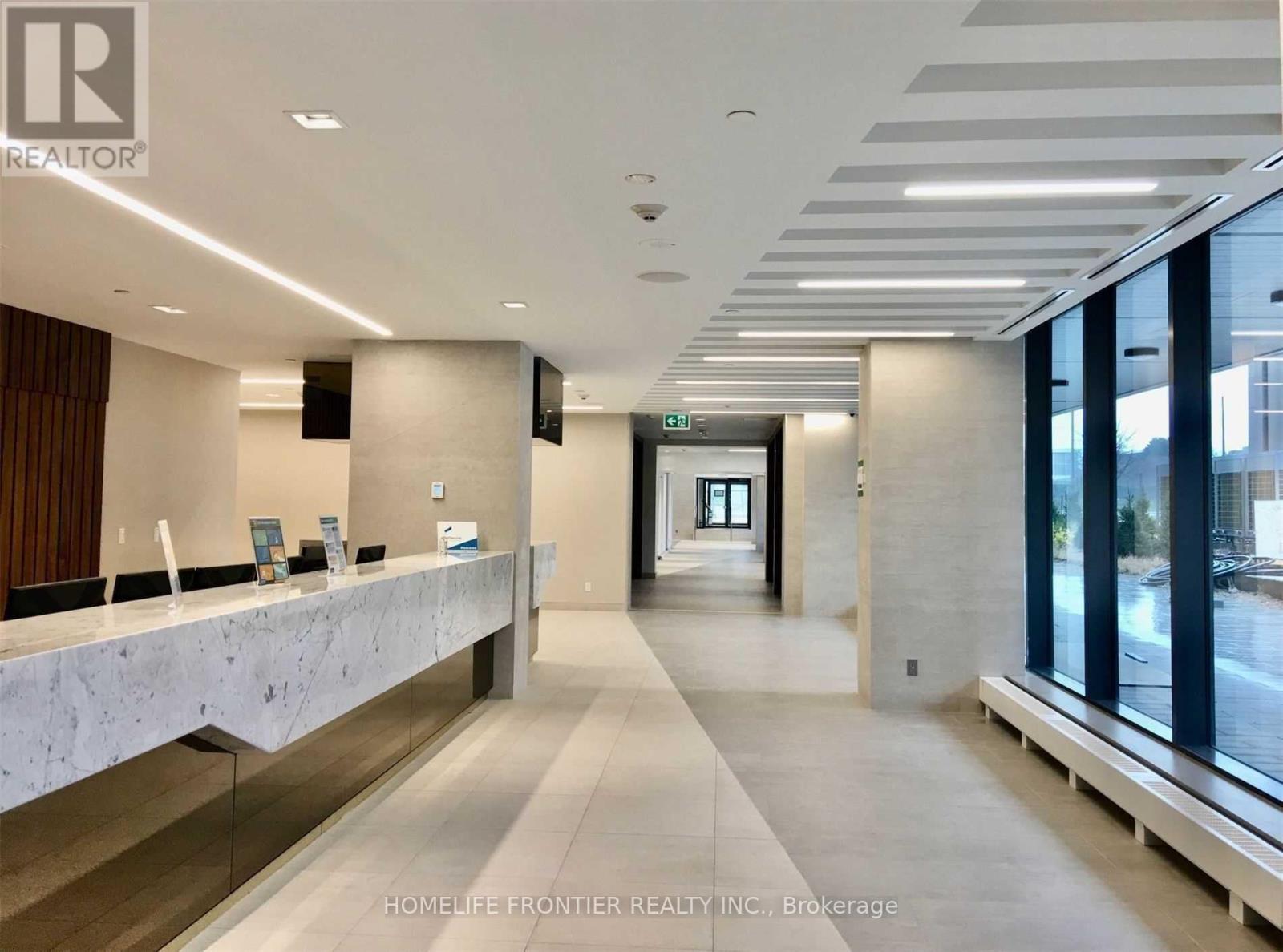 401 - 2 Sonic Way, Toronto, Ontario  M3C 0P2 - Photo 2 - C12909546