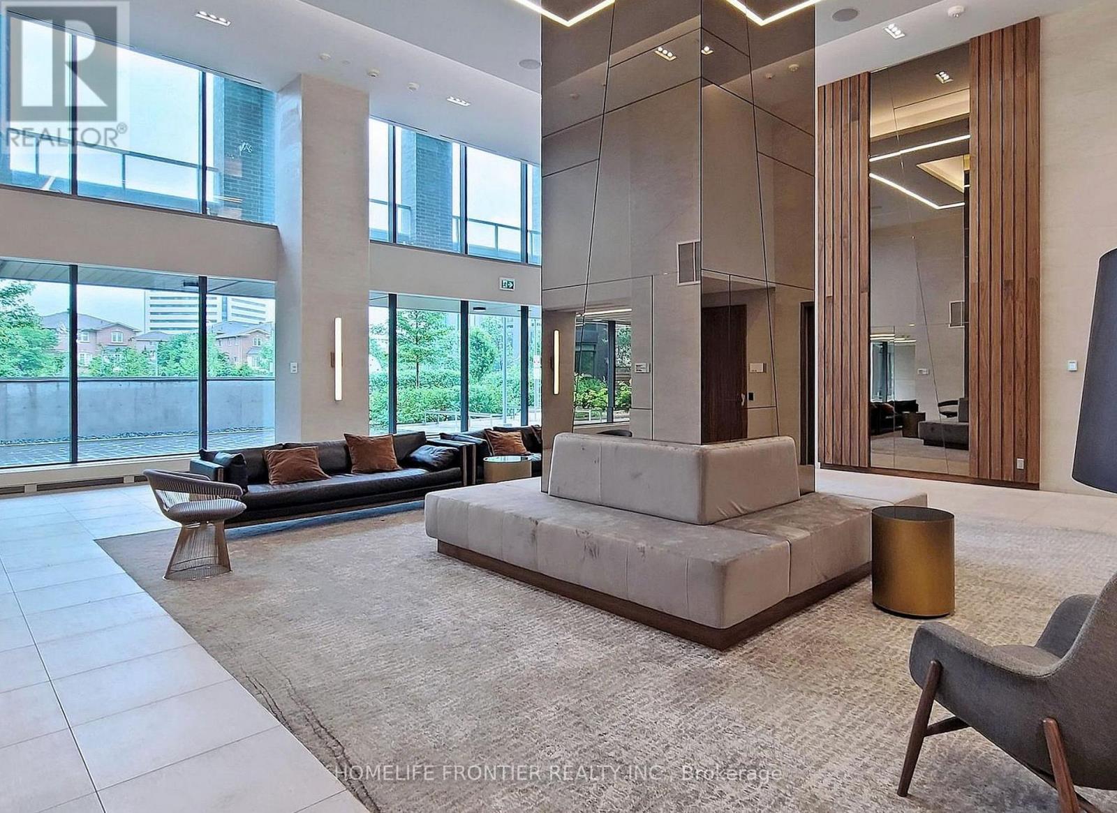 401 - 2 Sonic Way, Toronto, Ontario  M3C 0P2 - Photo 3 - C12909546