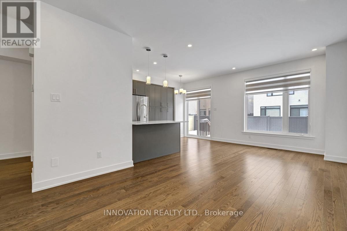 2349 Goldhawk Drive, Ottawa, Ontario  K2S 2X3 - Photo 11 - X12909448