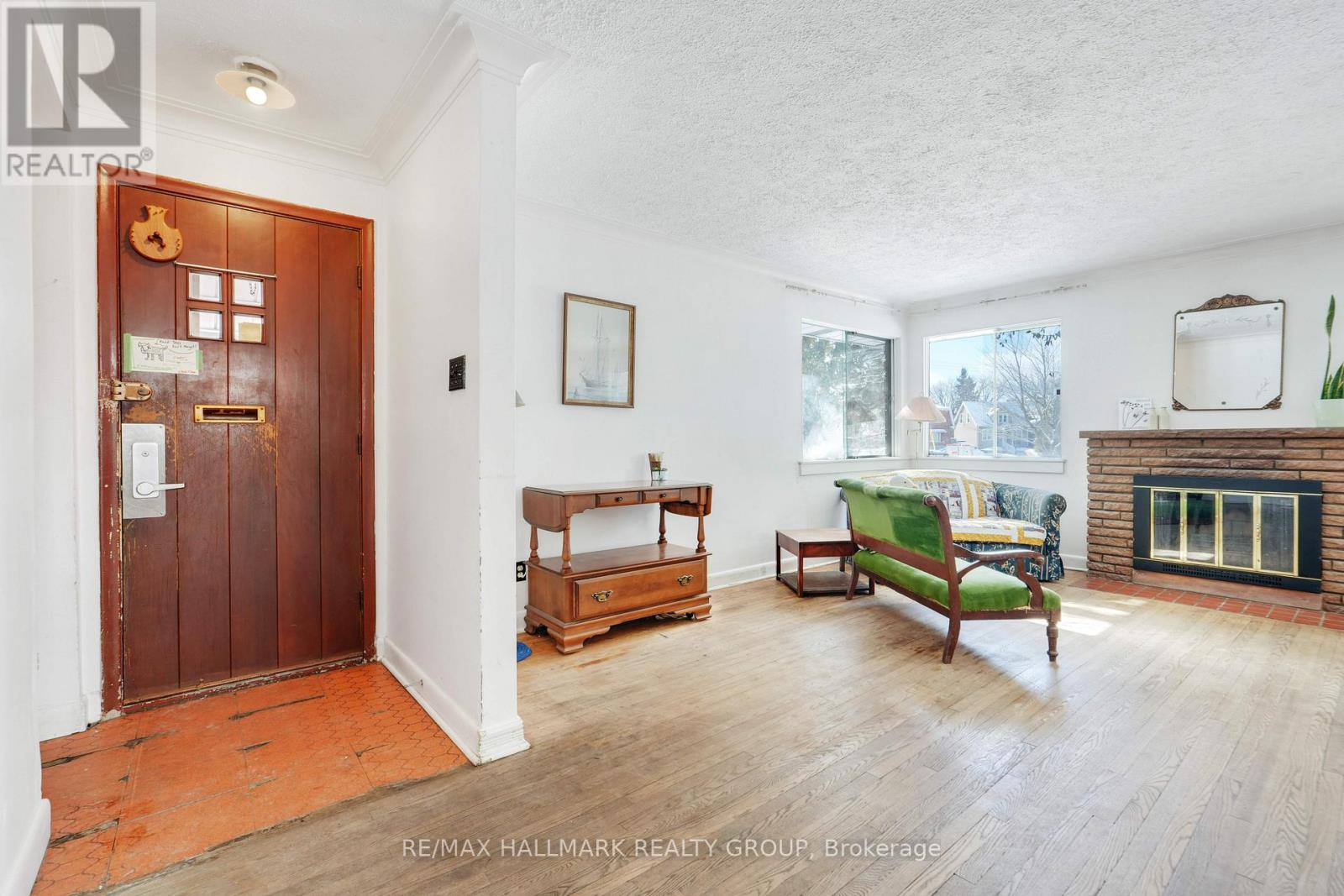 1289 Evans Boulevard, Ottawa, Ontario  K1H 7T8 - Photo 4 - X12909506