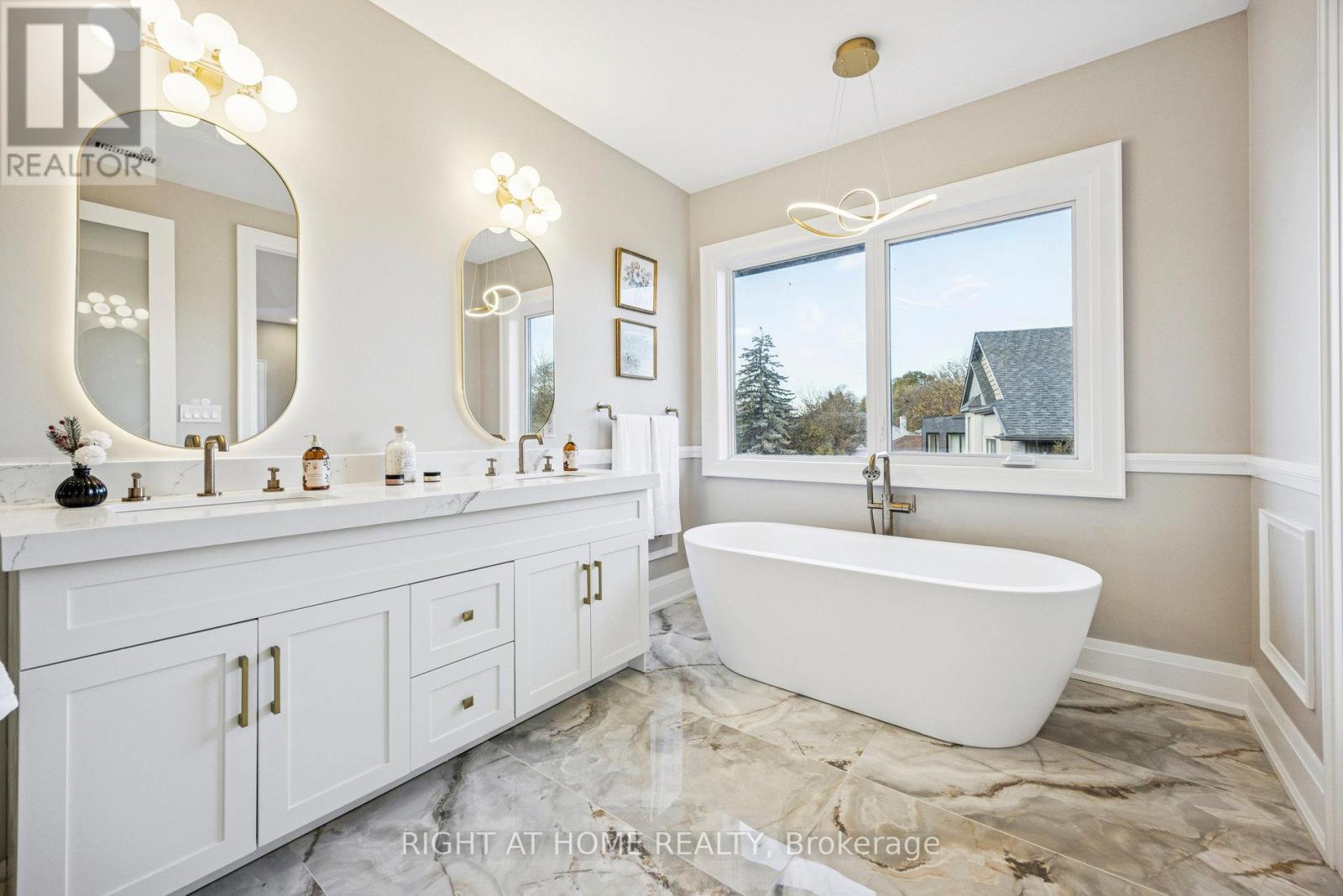 1 Lynnhaven Road, Toronto (Englemount-Lawrence), Ontario  M6A 2K7 - Photo 15 - C12856830