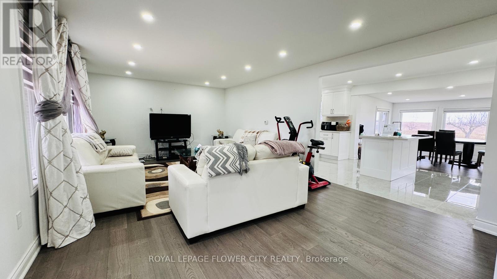 12753 Centreville Creek Road E, Caledon, Ontario  L7C 3B7 - Photo 8 - W12788502