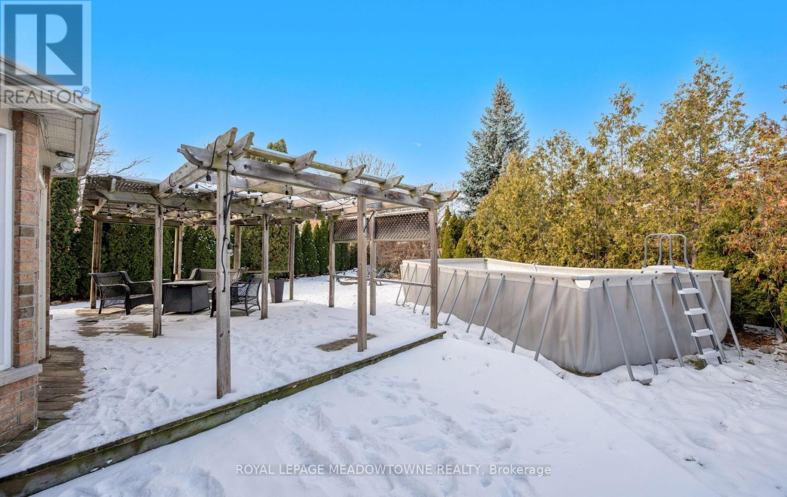 16 Cox Crescent, Brampton (Northwood Park), Ontario  L6X 3H1 - Photo 40 - W12909212