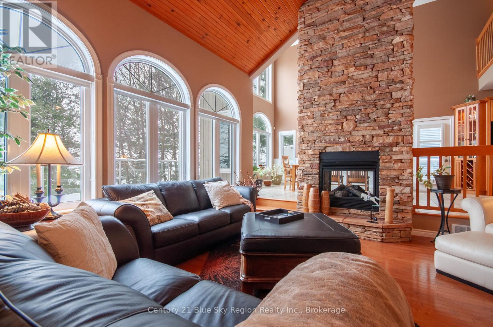 65 Marine Drive, Callander, Ontario  P0H 1H0 - Photo 8 - X12909450