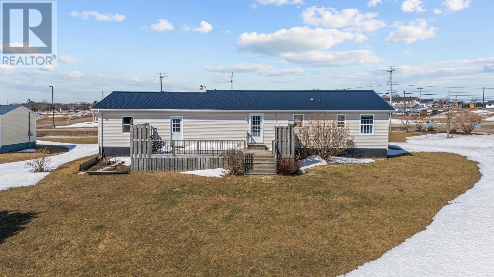 19 Macphee Avenue, Souris, Prince Edward Island  C0A 2B0 - Photo 22 - 202605196