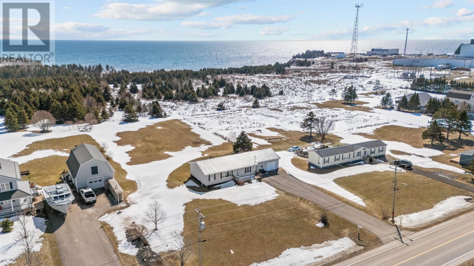 19 Macphee Avenue, Souris, Prince Edward Island  C0A 2B0 - Photo 24 - 202605196