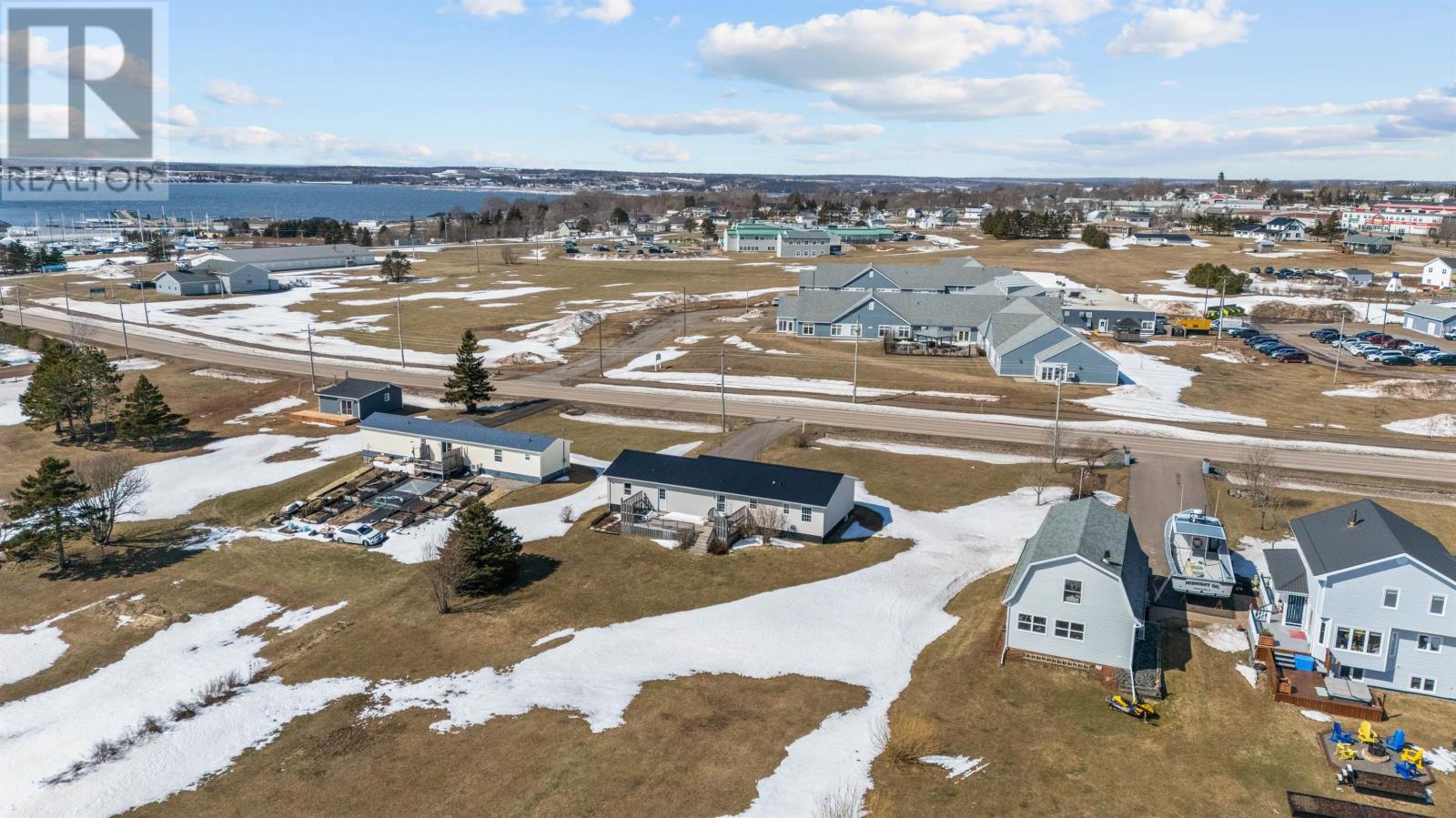 19 Macphee Avenue, Souris, Prince Edward Island  C0A 2B0 - Photo 34 - 202605196