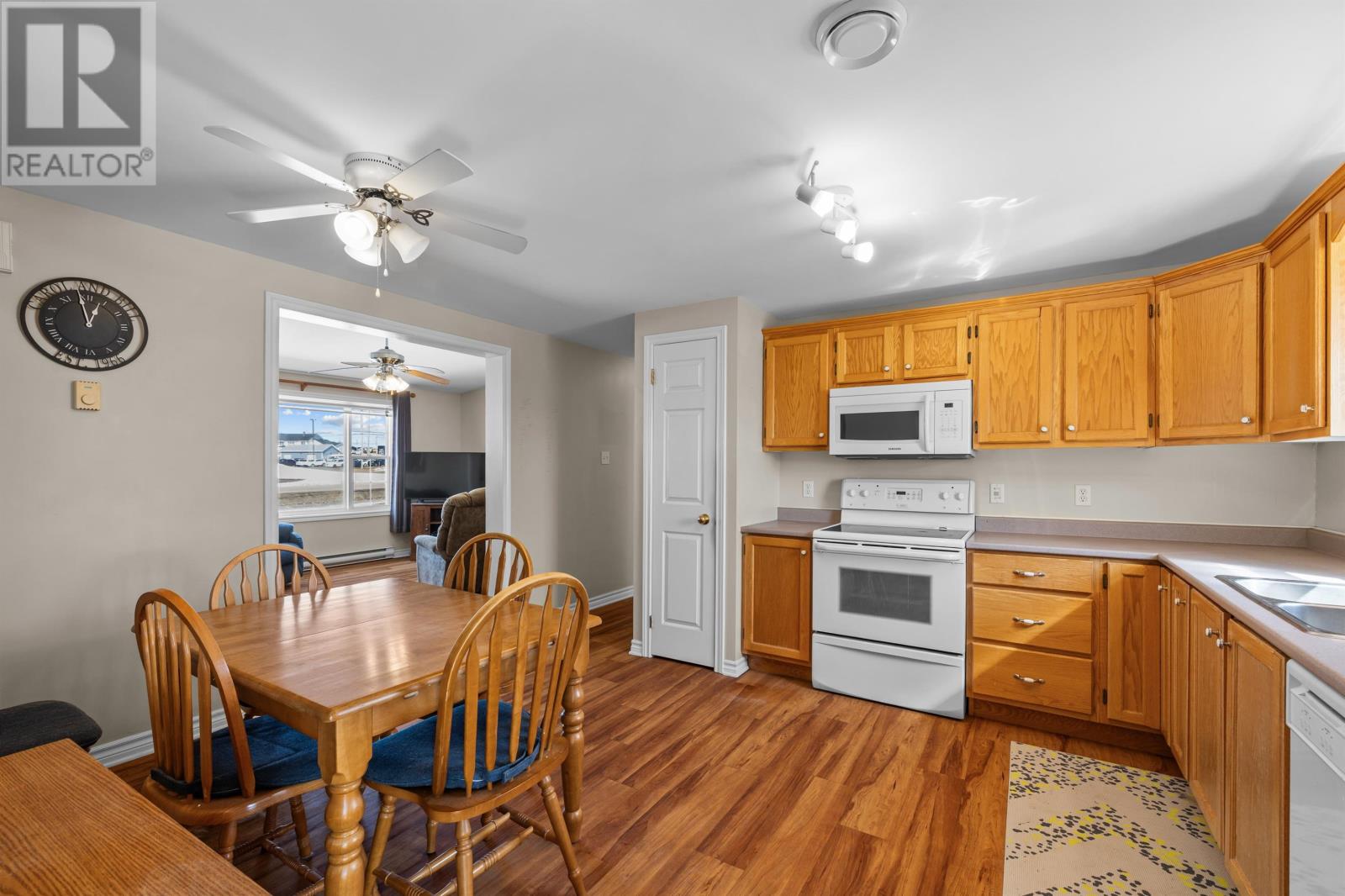 19 Macphee Avenue, Souris, Prince Edward Island  C0A 2B0 - Photo 4 - 202605196