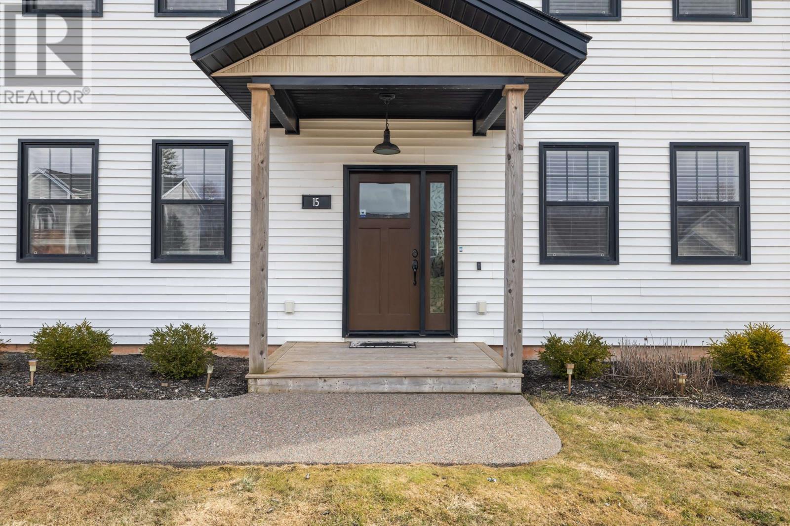 15 Horseshoe Boulevard, East Royalty, Prince Edward Island  C1C 1R6 - Photo 5 - 202605198