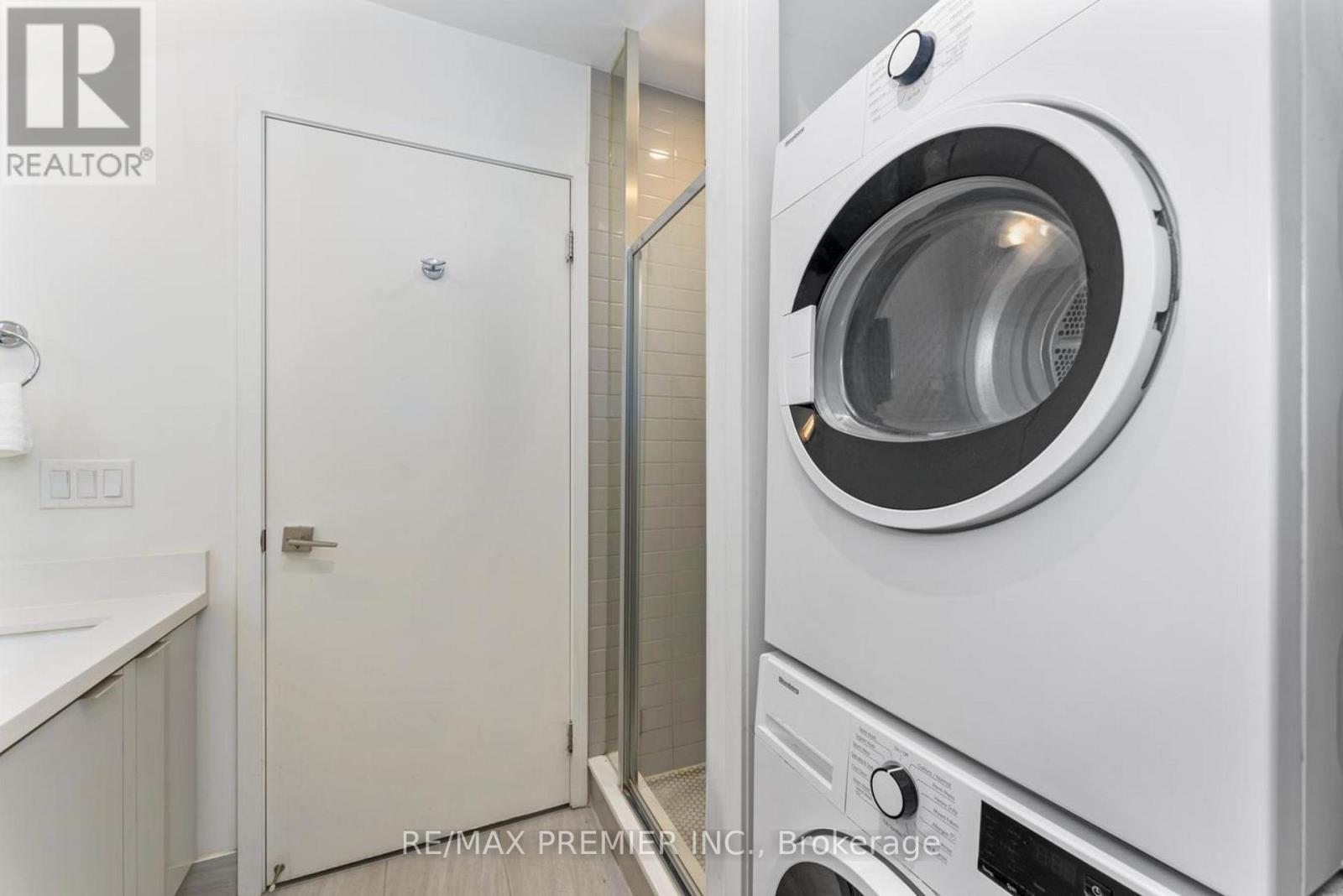 2209 - 2908 Highway 7 Road, Vaughan, Ontario  L4K 0H8 - Photo 14 - N12909422