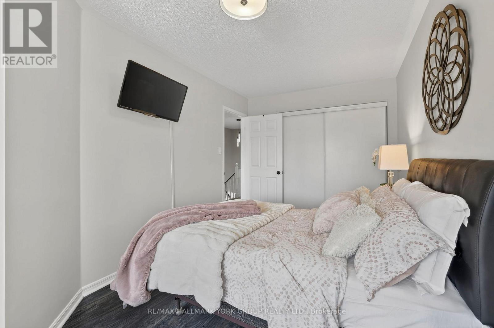 41 Baywell Crescent, Aurora, Ontario  L4G 7M8 - Photo 18 - N12909482