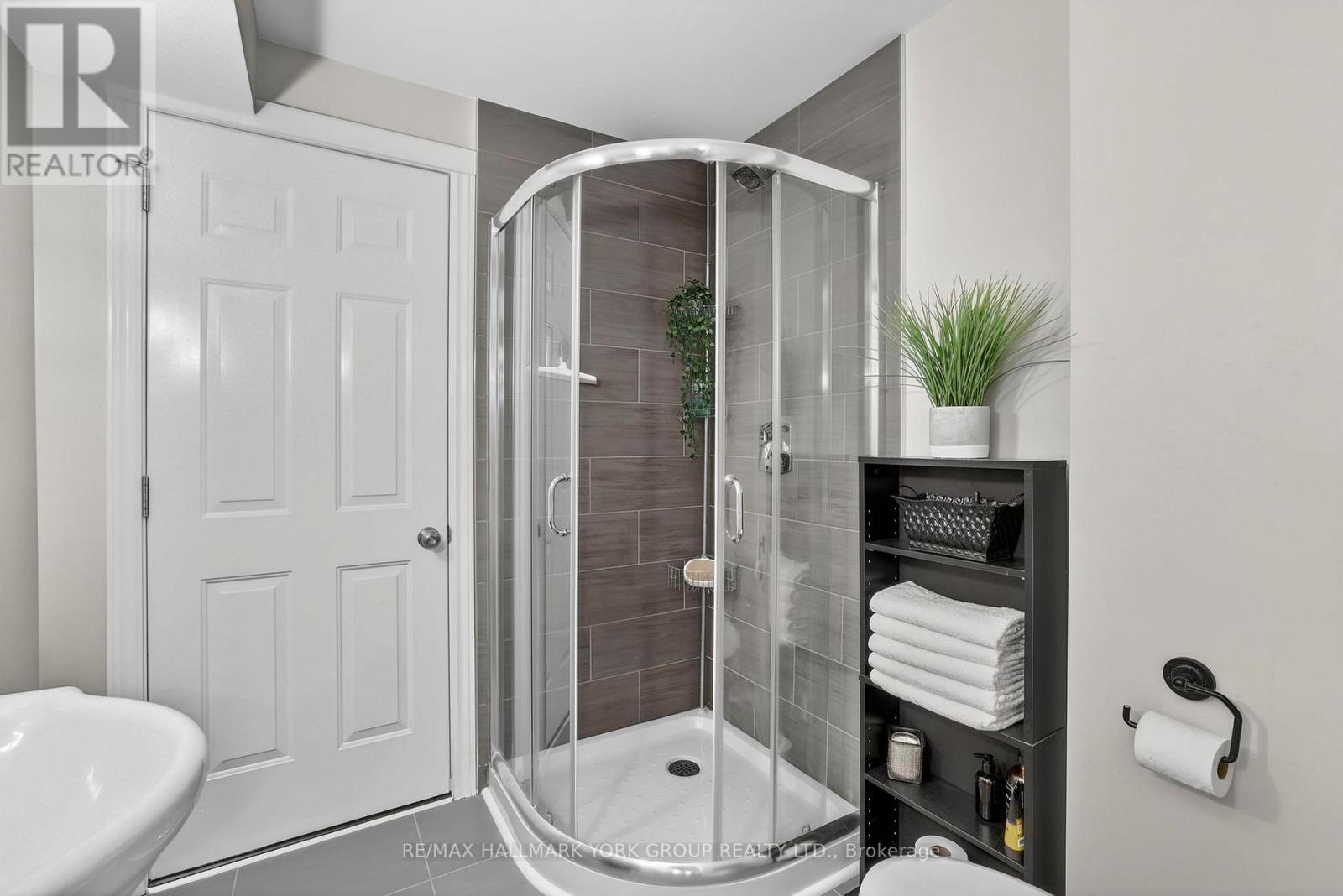 41 Baywell Crescent, Aurora, Ontario  L4G 7M8 - Photo 27 - N12909482