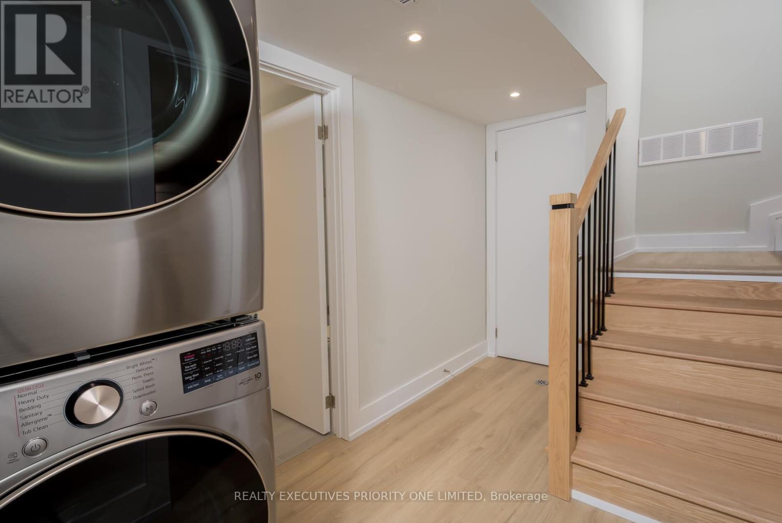 2195 King Road, King, Ontario  L7B 1G3 - Photo 26 - N12909484