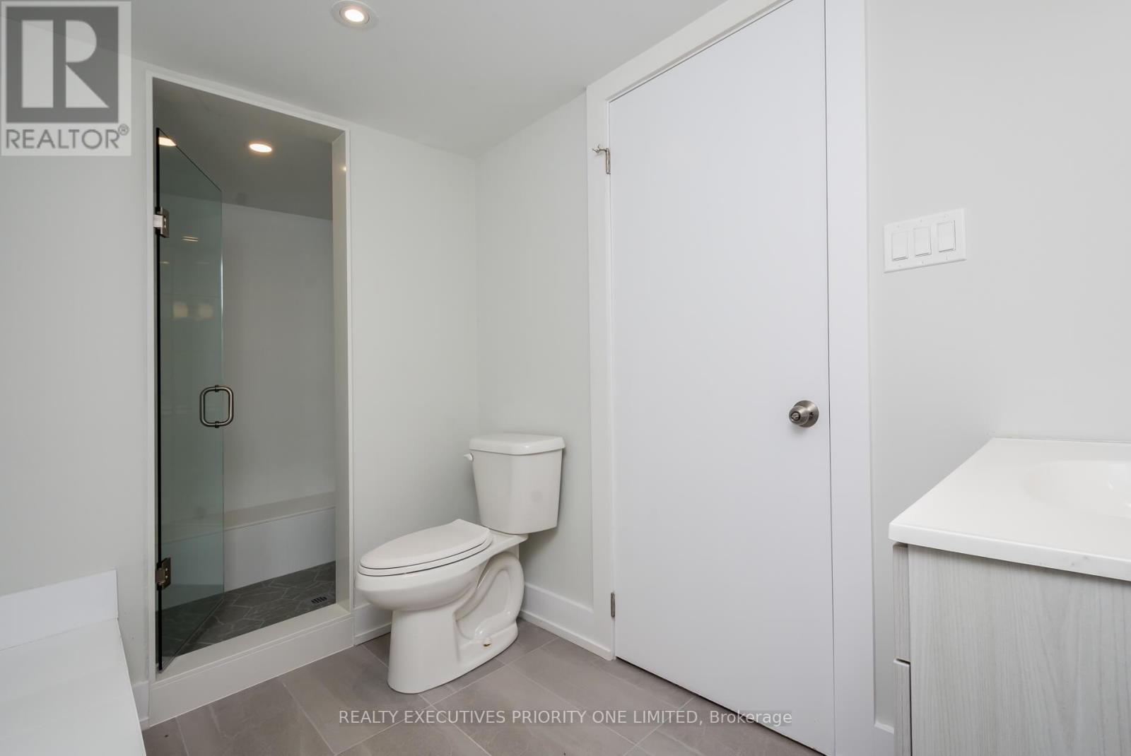 2195 King Road, King, Ontario  L7B 1G3 - Photo 29 - N12909486