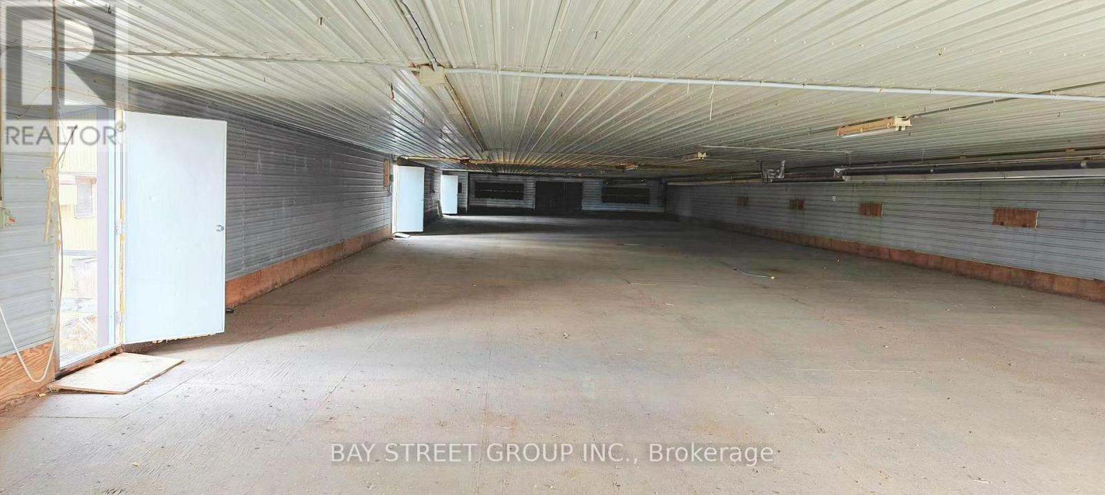 Barn 4 - 641 Canal Road, Bradford West Gwillimbury, Ontario  L3Z 2A6 - Photo 7 - N12909514