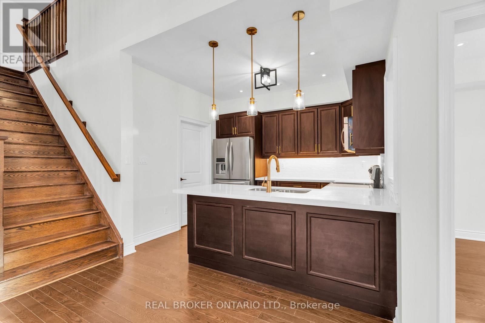 24 Savannah Crescent, Wasaga Beach, Ontario  L9Z 0G3 - Photo 12 - S12909420