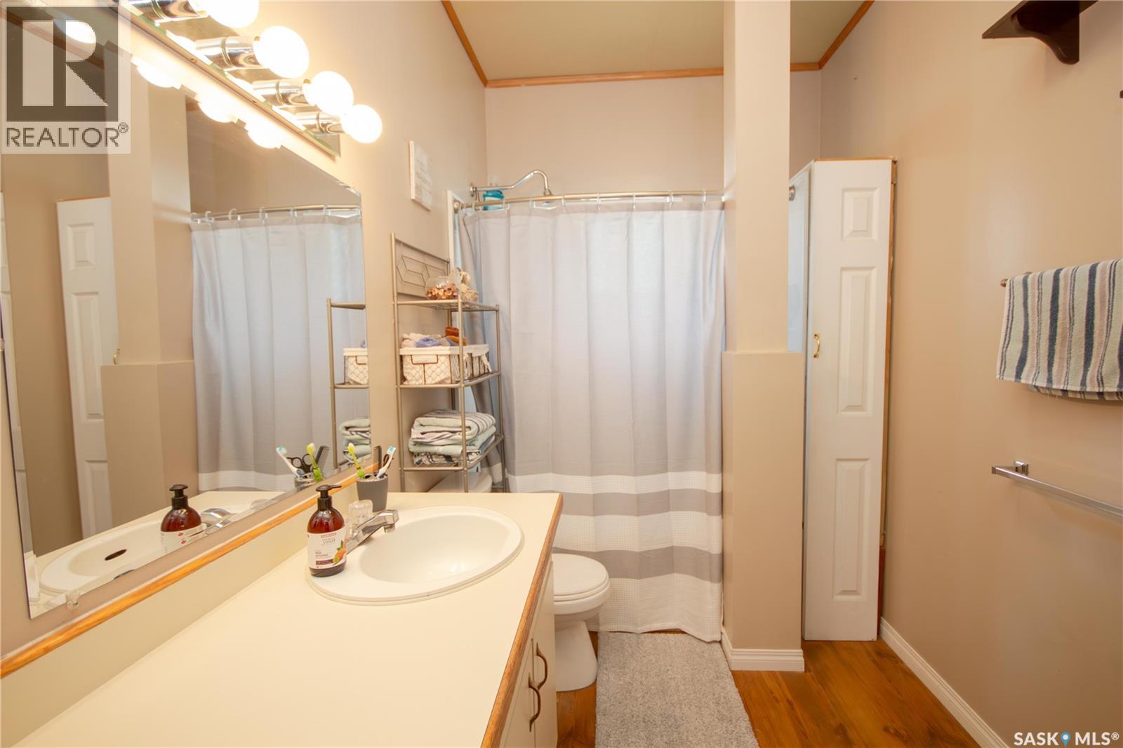 407 2nd Street E, Wilkie, Saskatchewan  S0K 4W0 - Photo 5 - SK008986